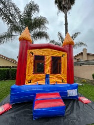 IMG 6487 1725407781 Spacesaver Bounce House 11 x 11